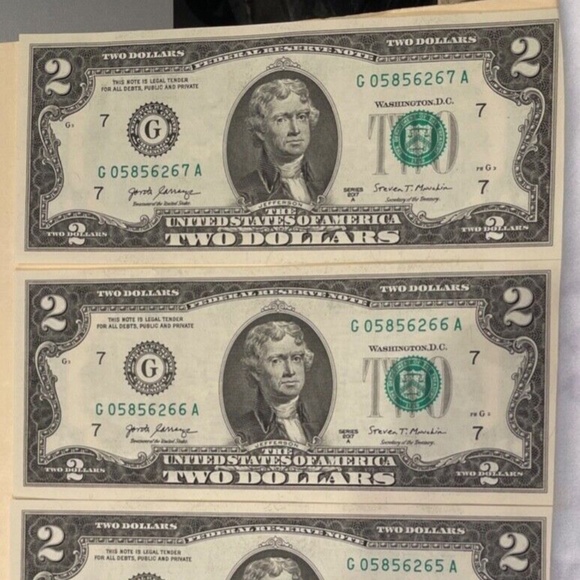 2017 Two Dollar Bills Lot of 4 Uncirculated/Low and Sequential #-64 to 67 - Picture 1 of 6
